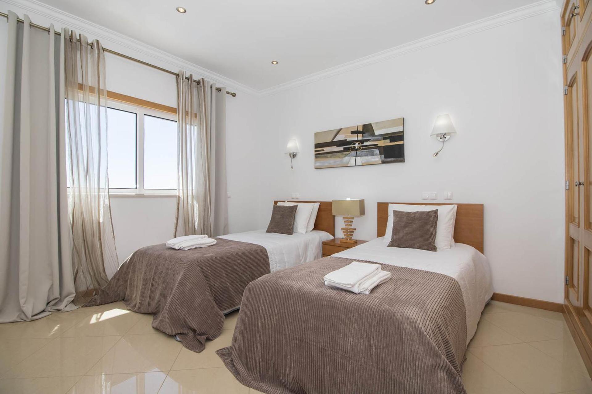 Villa Maresia Patroves Eksteriør bilde